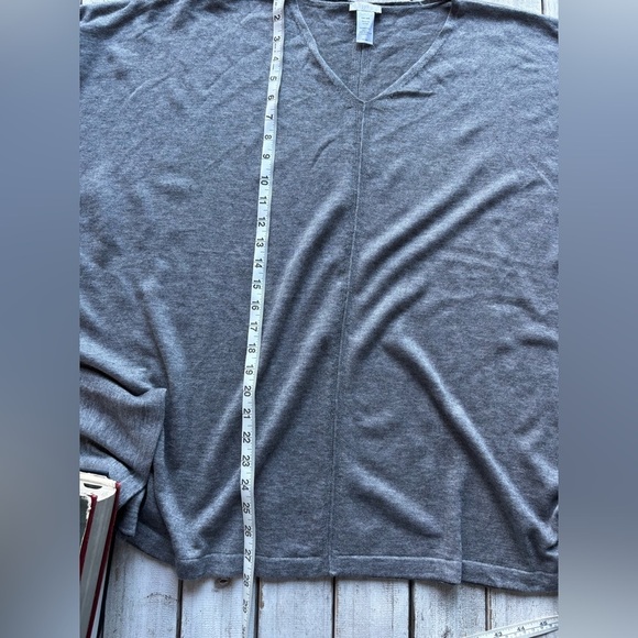 J. Jill | wool blend | poncho | sweater |lightweight | OSFM - Picture 9 of 10